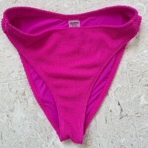 NWOT Good American Fuchsia Swim Bottom
